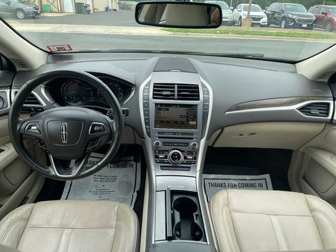 Used 2018 Lincoln MKZ Reserve AWD/4WD image 19