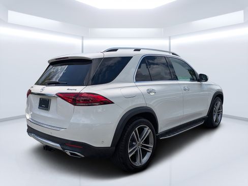 Used 2020 Mercedes-Benz GLE 350 4MATIC image 3