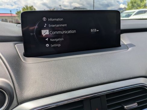 Used 2023 MAZDA CX-9 Touring image 18