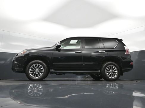Used 2019 Lexus GX 460 Luxury AWD/4WD image 39