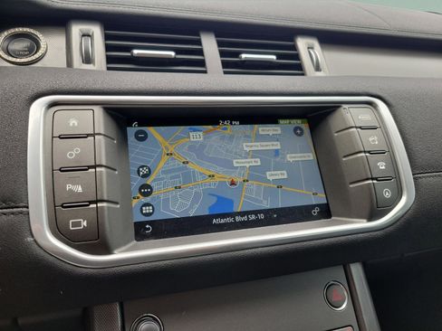 Used 2019 Land Rover Range Rover Evoque SE AWD/4WD image 30