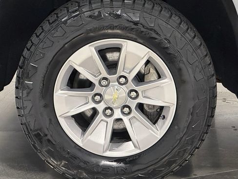 Used 2020 Chevrolet Silverado 1500 LT w/ All-Star Edition AWD/4WD image 35