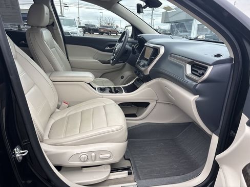 Used 2020 GMC Acadia Denali w/ Technology Package image 15