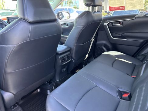 Used 2022 Toyota RAV4 XLE Premium AWD/4WD image 16