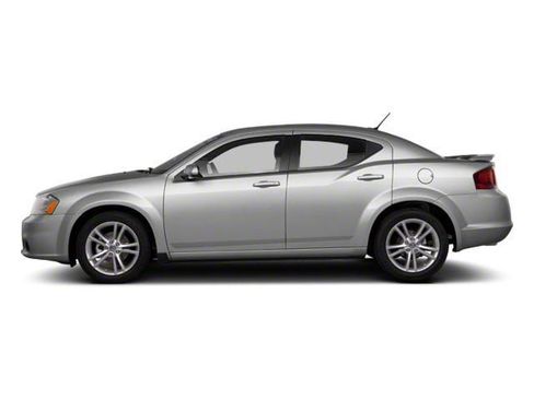 Used 2013 Dodge Avenger SE FWD image 4