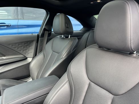 Certified 2024 BMW 230i Coupe w/ Premium Package RWD image 17