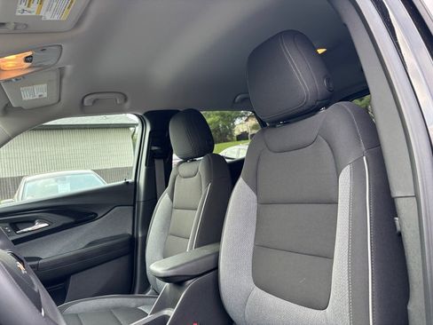 Used 2023 Chevrolet TrailBlazer LT image 11