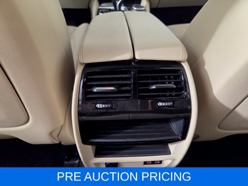 Used 2023 BMW 530i w/ Convenience Package RWD image 25
