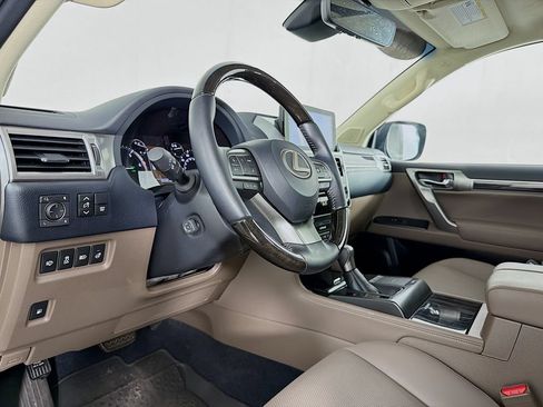 Used 2023 Lexus GX 460 Premium w/ Premium Package AWD/4WD image 14