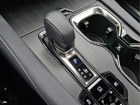 Used 2025 Lexus RX 350 350h Premium Plus w/ Convenience Package image 16