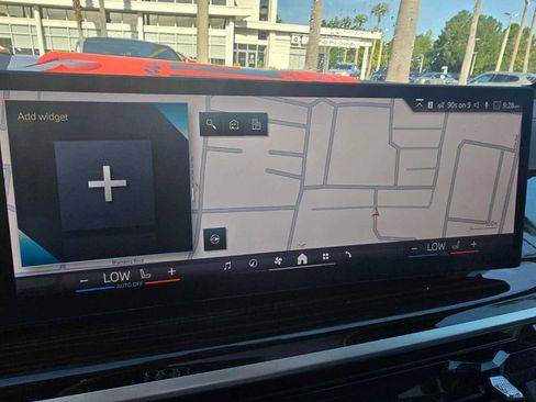 Certified 2025 BMW X5 xDrive50e w/ Premium Package image 13