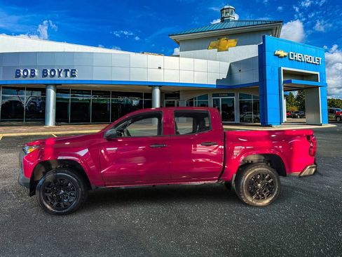 New 2026 Chevrolet Colorado W/T w/ WT Custom Package RWD image 2