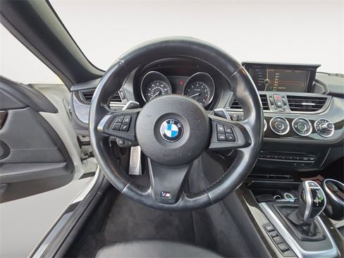 Used 2014 BMW Z4 sDrive35i image 12