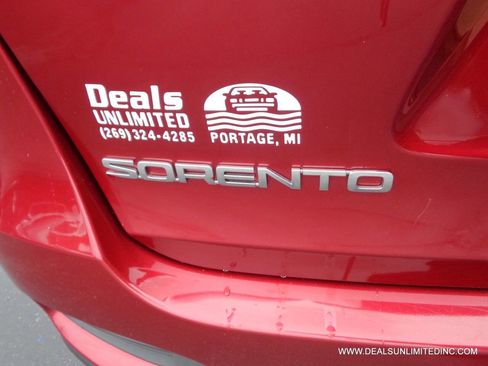 Used 2019 Kia Sorento AWD image 5