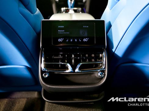 Used 2022 Bentley Flying Spur V8 image 20