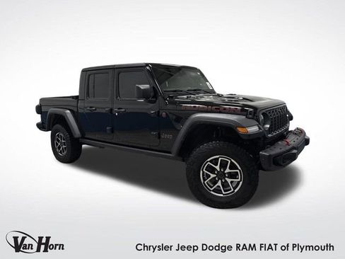 Used 2024 Jeep Gladiator Rubicon w/ Technology Group image 1