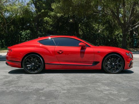 Used 2024 Bentley Continental GT AWD/4WD image 29