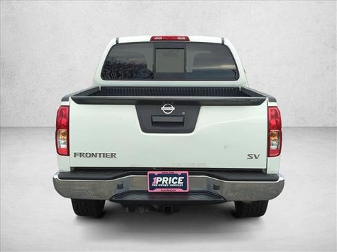 Used 2019 Nissan Frontier SV image 6