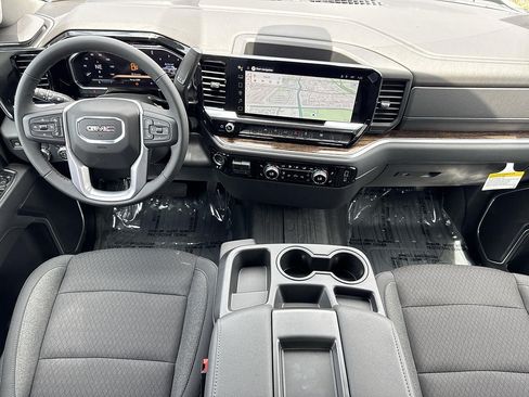 New 2026 GMC Sierra 1500 Elevation w/ LPO, Elevation Black Package RWD image 7