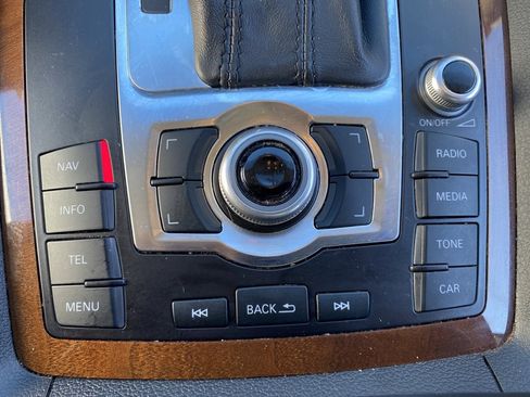 Used 2013 Audi Q7 3.0T Premium Plus w/ Premium Plus Pkg image 40