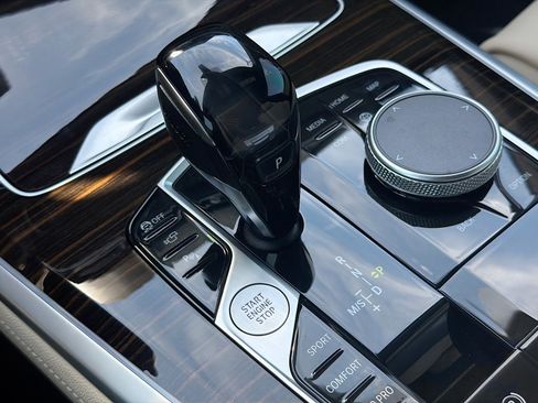 Used 2021 BMW X5 sDrive40i w/ Premium Package image 30