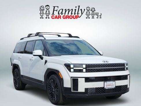 Used 2025 Hyundai Santa Fe Calligraphy image 2