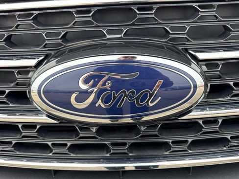Certified 2023 Ford Explorer XLT AWD/4WD image 14