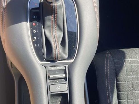 Used 2025 Honda HR-V Sport image 25