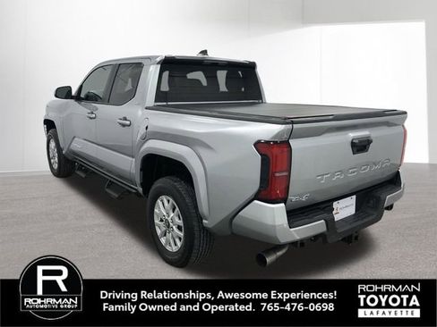 Used 2025 Toyota Tacoma SR5 image 5