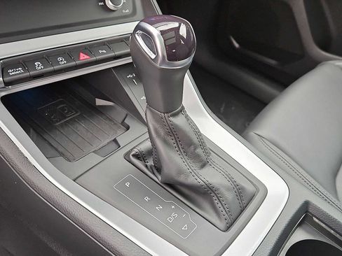 Certified 2022 Audi Q3 2.0T Premium Plus image 12