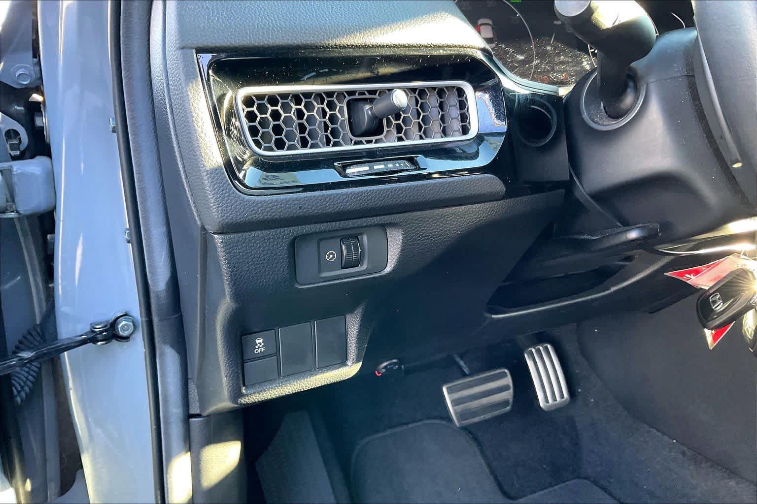 Used 2026 Honda Civic Sport image 33