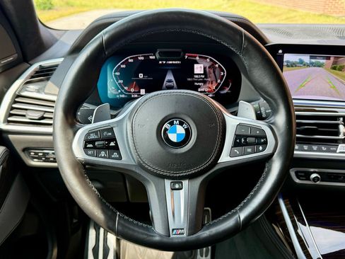 Used 2021 BMW X7 M50i AWD/4WD image 23