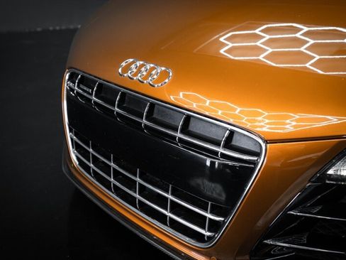 Used 2010 Audi R8 V10 image 15