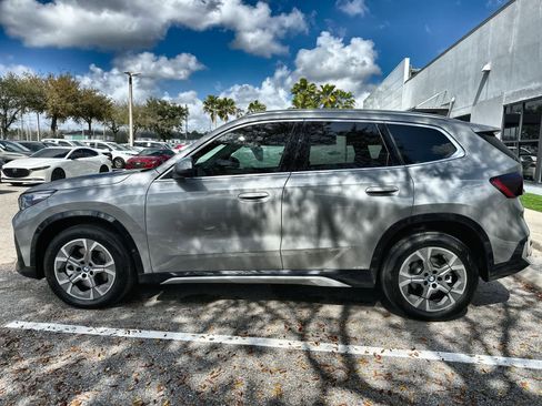 Used 2025 BMW X1 xDrive28i w/ Technology Package image 5