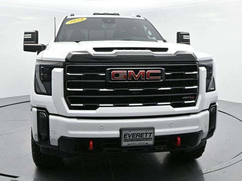 Used 2024 GMC Sierra 2500 AT4 w/ AT4 Premium Plus Package AWD/4WD image 2