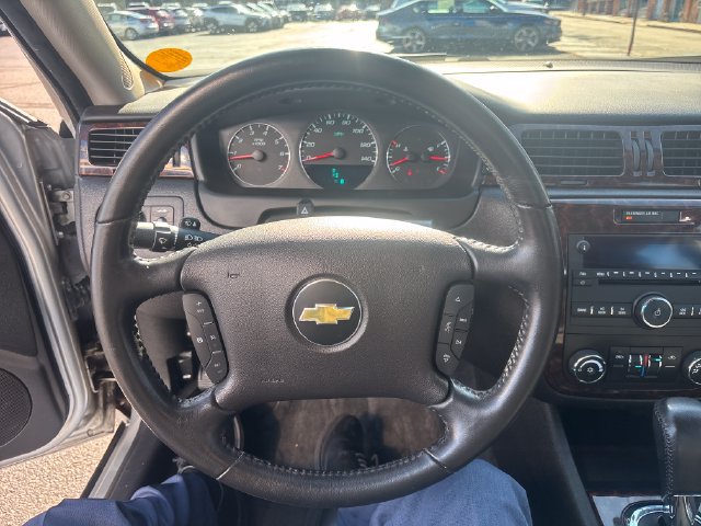 Used 2014 Chevrolet Impala LT w/ LT Sunroof Package FWD image 16