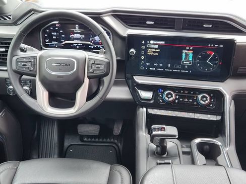 Used 2024 GMC Sierra 1500 Denali w/ Denali Reserve Package AWD/4WD image 26
