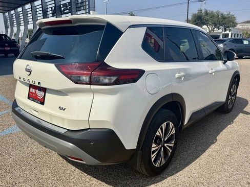 Certified 2023 Nissan Rogue SV image 7
