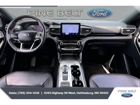 Certified 2022 Ford Explorer ST-Line w/ Class IV Trailer Tow Package RWD image 13