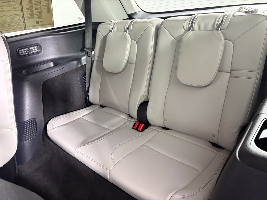 Used 2026 Lincoln Aviator AWD w/ Jet Appearance Package image 11