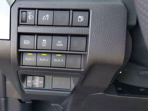 New 2025 Toyota Tacoma TRD Off-Road image 28