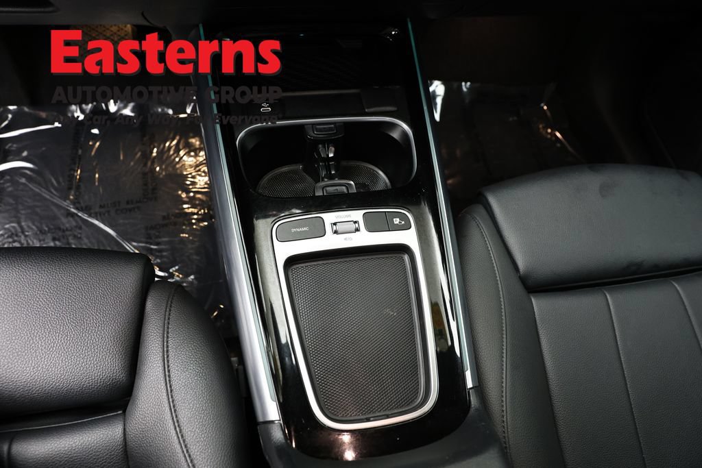 Used 2025 Mercedes-Benz GLA 250 image 14