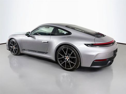 Used 2026 Porsche 911 Carrera T RWD image 3