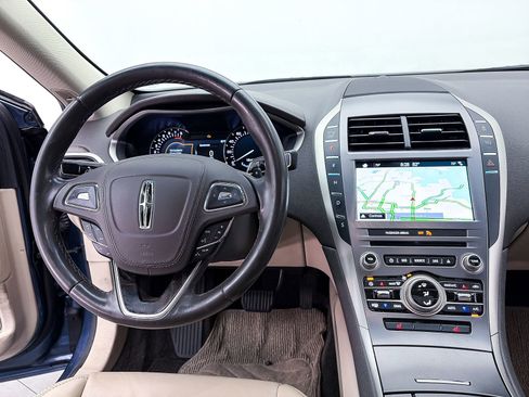 Used 2018 Lincoln MKZ Select w/ Select Plus Package FWD image 6