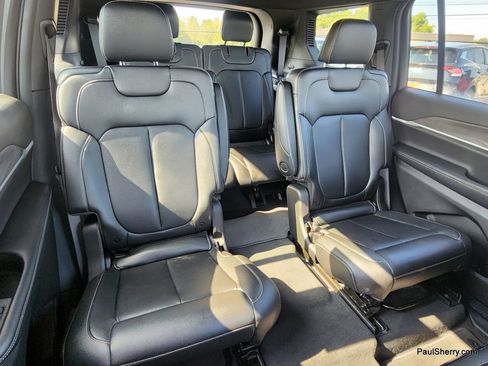 Used 2024 Jeep Grand Cherokee L Limited w/ Black Appearance Package AWD/4WD image 49