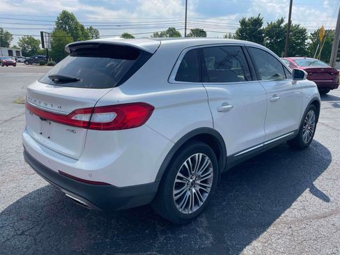 Used 2016 Lincoln MKX Reserve w/ Climate Package AWD/4WD image 4