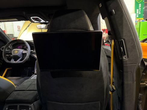 Used 2024 Lamborghini Urus Performante image 33