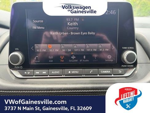 Used 2024 Nissan Rogue S FWD image 25