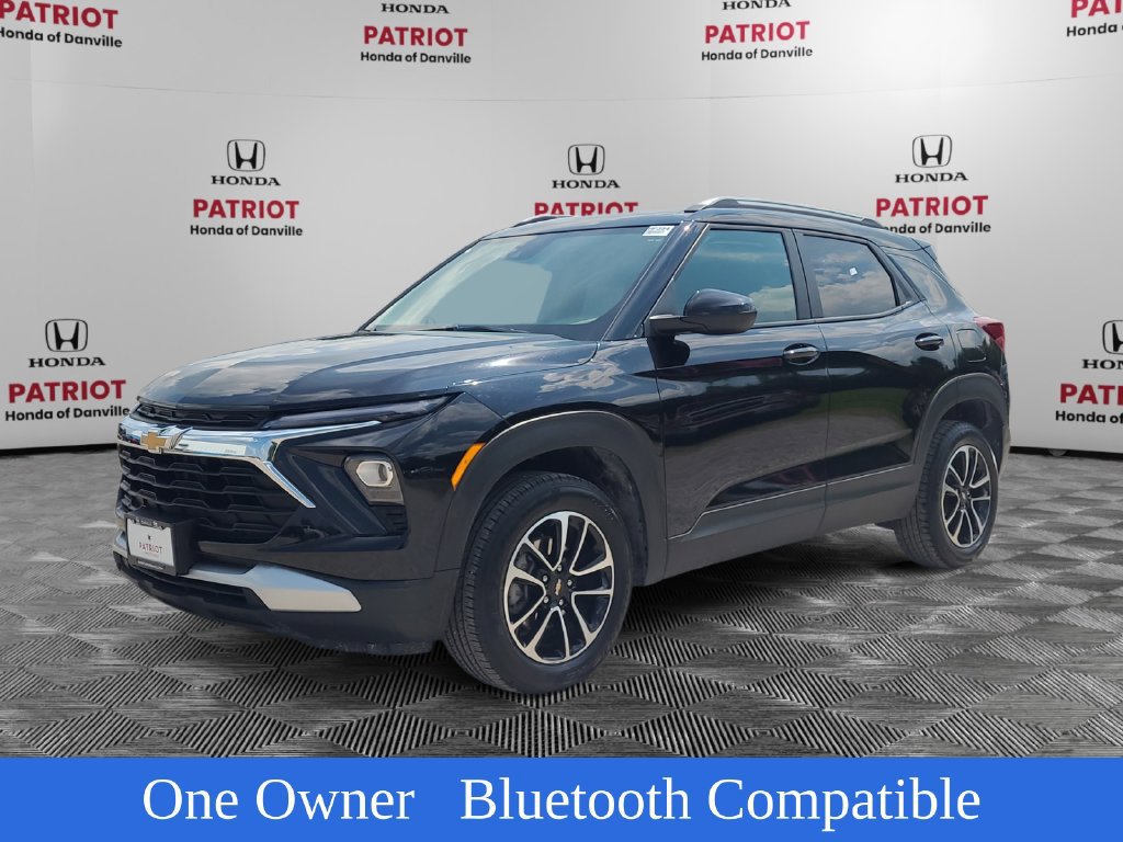 Used 2025 Chevrolet TrailBlazer LT AWD/4WD image 1