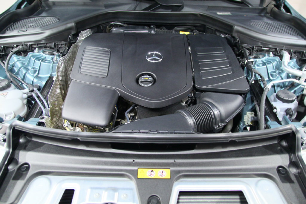 Certified 2025 Mercedes-Benz GLC 300 image 31